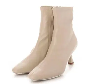 소프트 스트레치 밑창 디자인 숏부츠 ( IVORY ) L