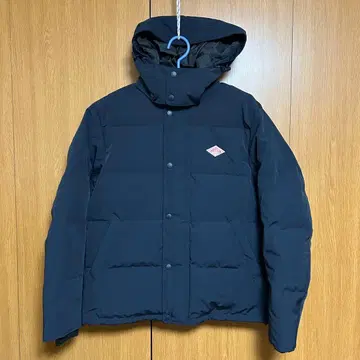 단톤 네이비 후드 부착 다운 자켓