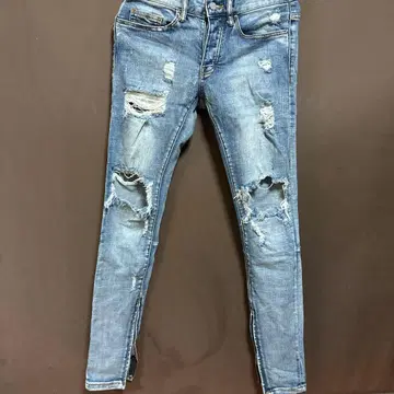 스키니 데님 라이트 블루 데미지 가공 mnml