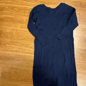 리브 편직 네이비 긴팔 원피스