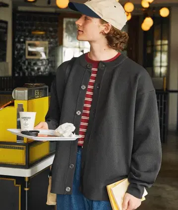 새상품 엠마 클로즈 드롭 숄더 루즈 니트 가디건