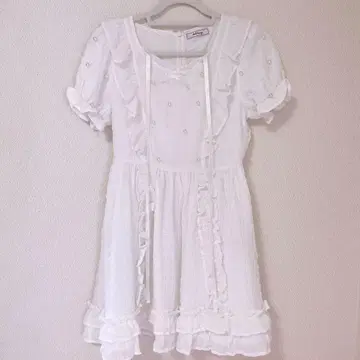 AnkRouge 드리미 후리후리 원피스 화이트