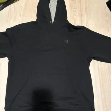 가격 대폭 인하 구제 의류 챔피온의 후드티 블랙