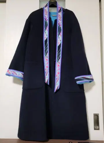 컨디션 최상 레오나르 경량 리버서블 코트 2 사이즈 프리 (38~42)