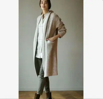 새상품급 23구 트위디 부클레 코디 가디건