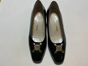 미라숀 에나멜 블랙 스틸레토 펌프스