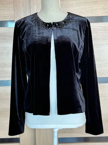 로라 애슐리 블랙 벨벳 노카라 자켓 (13)
