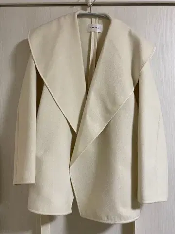 FRAY I.D 자켓 숄 커버 코트 리버 코트 화이트