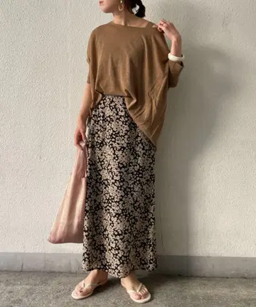 DOUX ARCHIVES 단색 꽃 데신 스커트 M