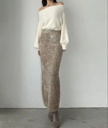 Louere 루 샤기 니트 펜슬 스커트 베이지