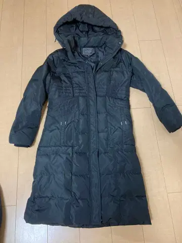 블랙 롱 다운 코트