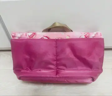 페이러 FEI LER 백인백 썸씽핑크 핑크 여행