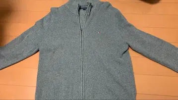 타미 힐피거 그레이 가디건