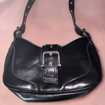 블랙 가죽 숄더백