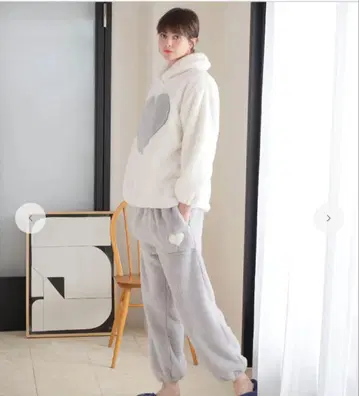 스트레치 보아 복슬복슬하고 부드러운 하트 셋업