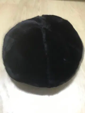 [ BARNEYS NEW YORK ] 블랙 퍼 베레모