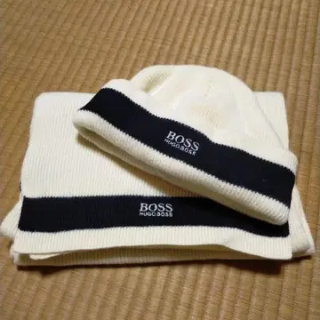 미사용품 HUGO BOSS 니트 모자 머플러 세트 비니 자택 보관품