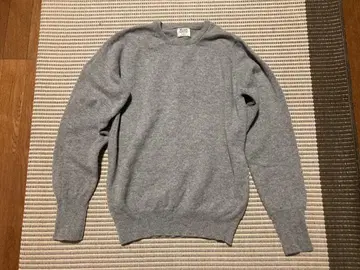 윌리엄 로키 크루넥 니트 그레이 사이즈 40 라무즈 울