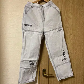 [ 새상품급 세일 ] 자수 그레이 워크 팬츠