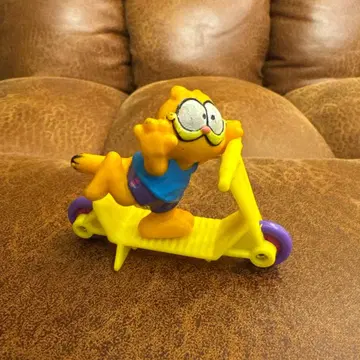 80년대 가필드 스쿠터 피규어 빈티지