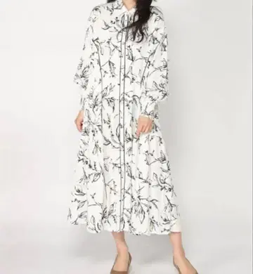 JEANASIS 꽃무늬 긴팔 롱 원피스 F 사이즈