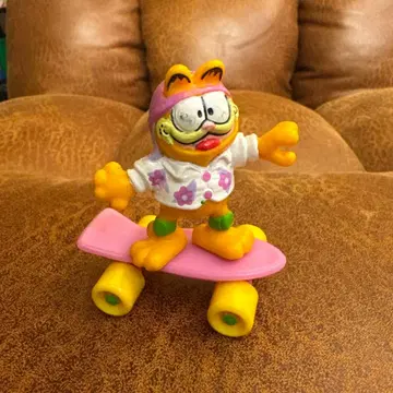 80년대 빈티지 가필드 스케이트보드 피규어