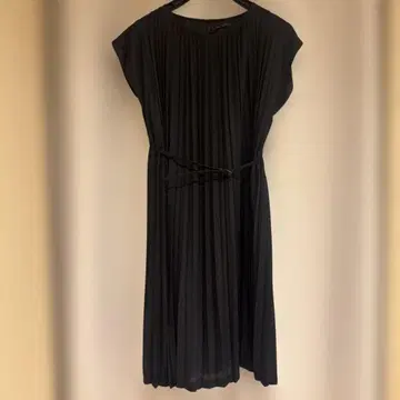 23구 플리츠 원피스 블랙 라메
