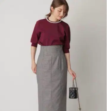 아푸와이저 리셰 펄 넥 니트