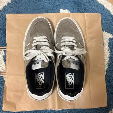 VANS 여성용 스니커즈 24cm