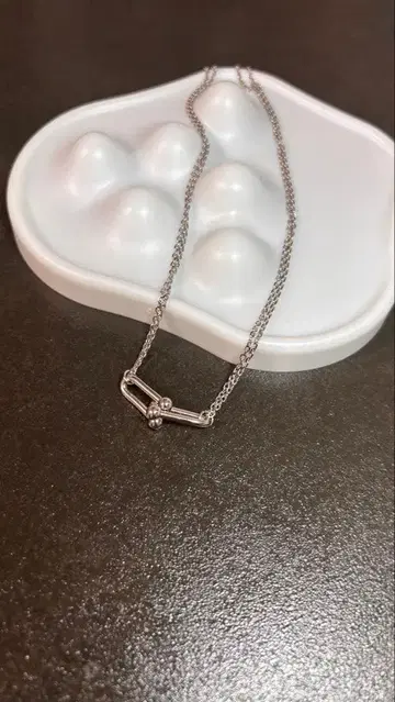 심플 실버 체인 목걸이