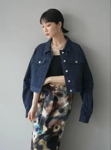 미사용 새상품 턱슬리브 네프 데님 숏 자켓 Lumier 블랙