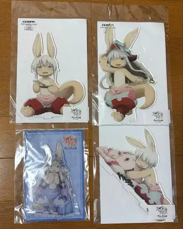 메이드 인 어비스 나나치 아크릴 스탠드 렬일의 황금향