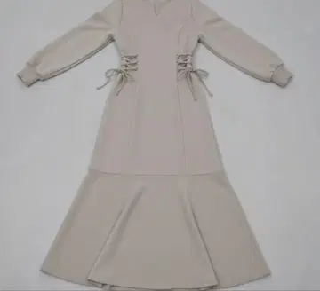 택 있음 미사용 CENEA 키넥 속기모 레이스업 원피스