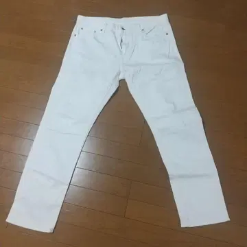 화이트 데미지 가공 스트레이트 청바지