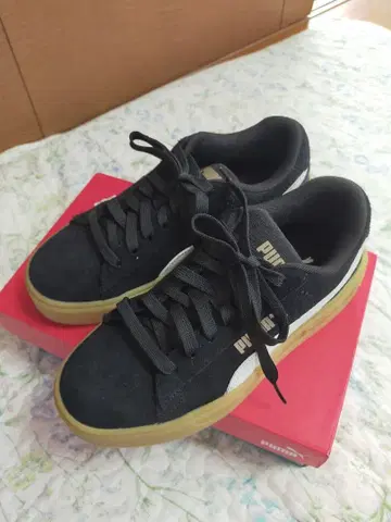 PUMA 블랙 스니커즈 스웨이드