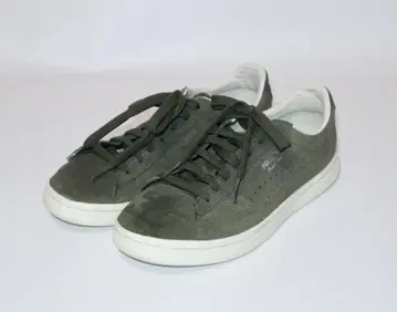 PUMA 푸마 코트스타 스웨이드 인테레스트 스니커즈