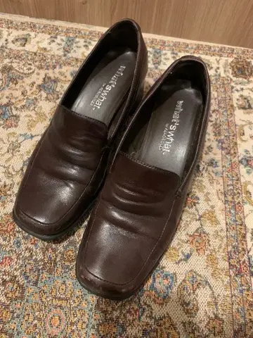 다크 브라운 가죽 로퍼 구제 의류