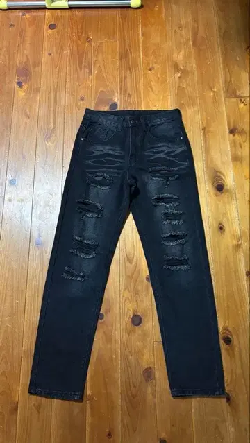 남성용 데미지 데님 28