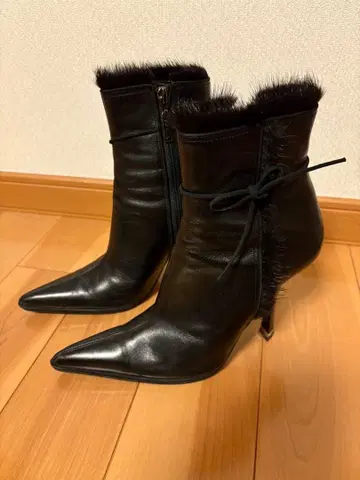 COMEX 퍼 달린 블랙 가죽 부츠