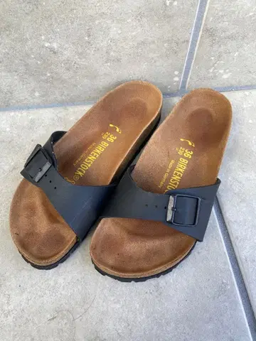 BIRKENSTOCK 버켄스탁 마드리드 블랙 샌들 36