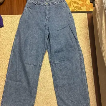 SENSE OF PLACE 커브 데님 팬츠