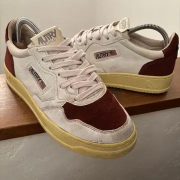 레어 컬러 오토 리 메달리스트 로우 스웨이드 39