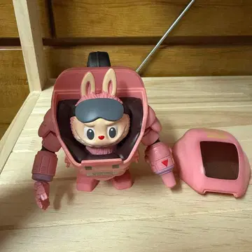 러브브 피규어 핑크 POPMART