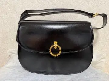 키타무라 블랙 숄더백 플랩식