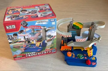 네가 운전해! 토미카 두근두근 드라이브