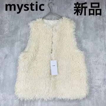 새상품 mystic 복슬복슬 퍼 베스트 아이보리 계열 겨울