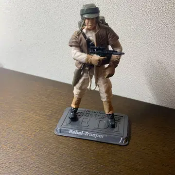 스타 워즈 베이직 피규어 Rebel Trooper 1