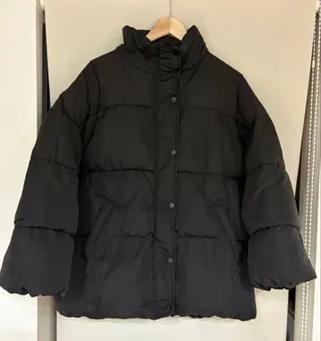 [ 미사용 ] Helm 오버 실루엣 다운 블랙 M