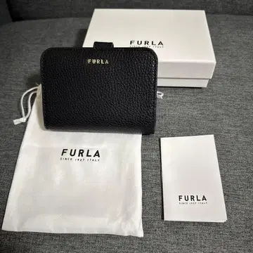 [ 미사용 새상품 ] FURLA 블랙 이단 접이식 지갑