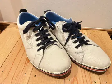 around the shoes 화이트 스웨이드 스니커즈